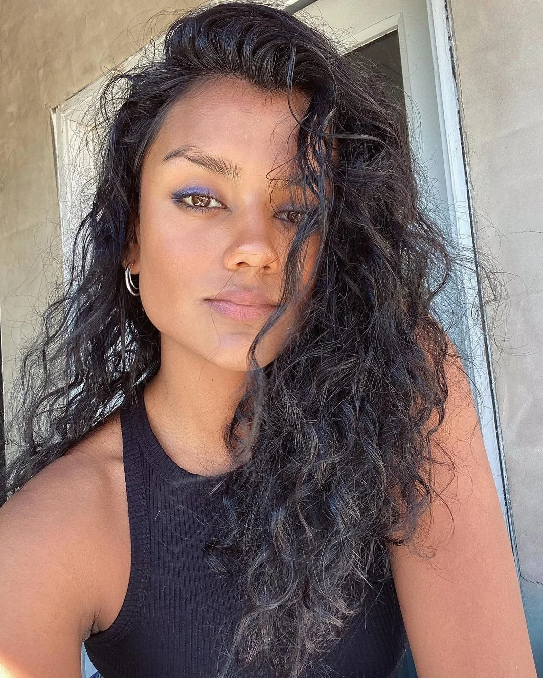 Curly Hairstyles: Embrace and Style Your Curls with Confidence - 3