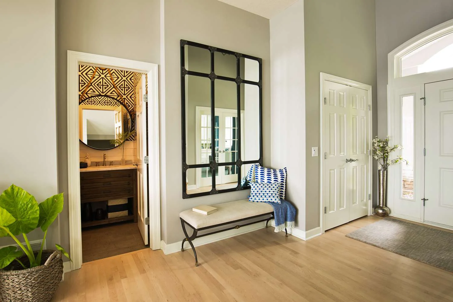  Ultimate Guide to Entryway Decor: Transforming Your Space for a Lasting First Impression - 9