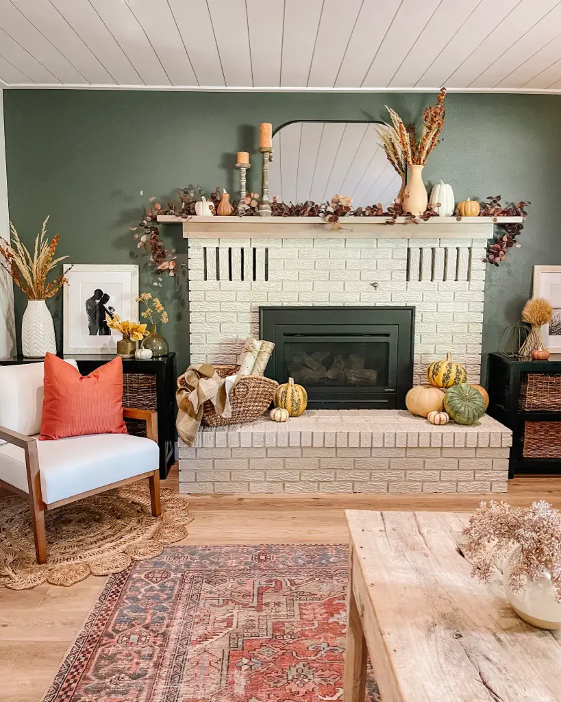 11 Charming Fireplace Ideas to Create a Warm and Stylish Home Atmosphere - 10